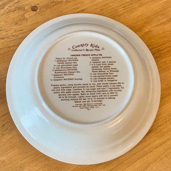 Watkins Country Kids Collectors Pie Plate SNOW MAGIC #6277 1989 Recipe Apple Pie - Picture 6 of 9